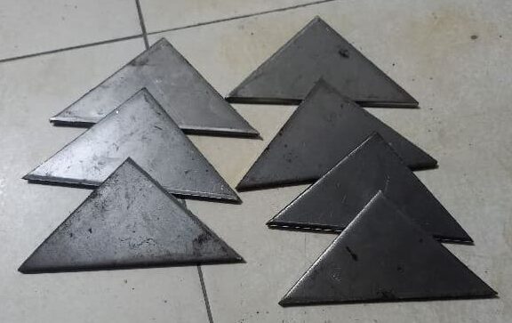 Bản mã thép có giá thành ưu đãi